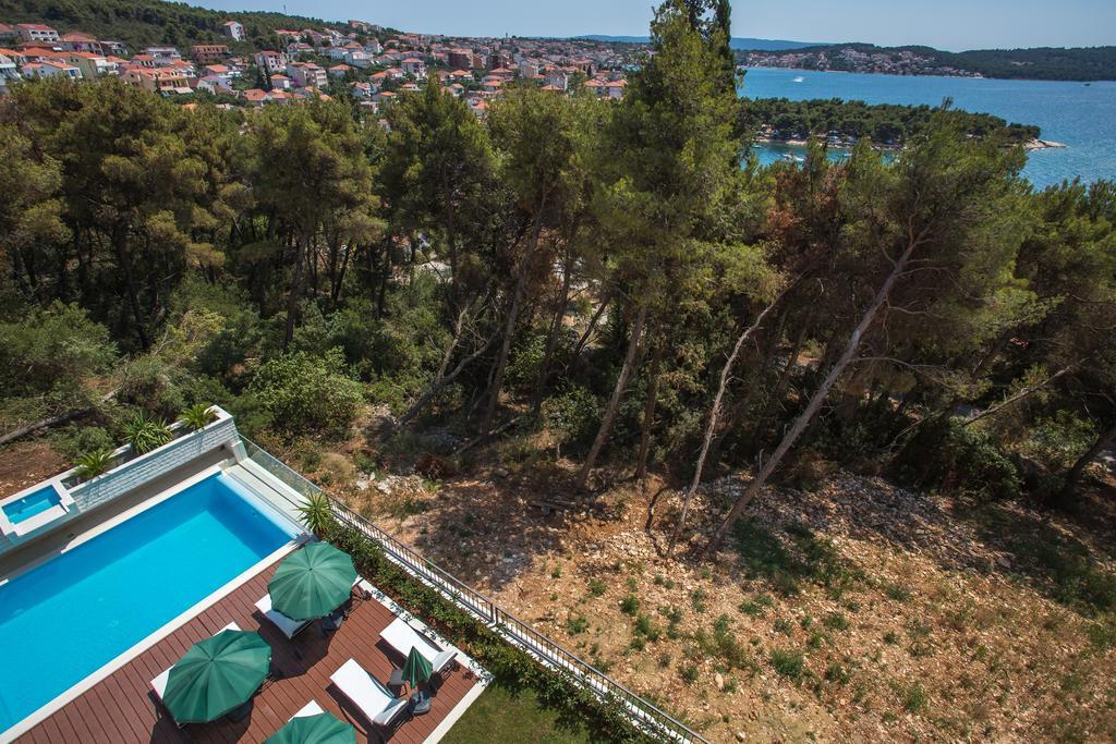 Villa Fani - Apartments In Trogir Exterior photo